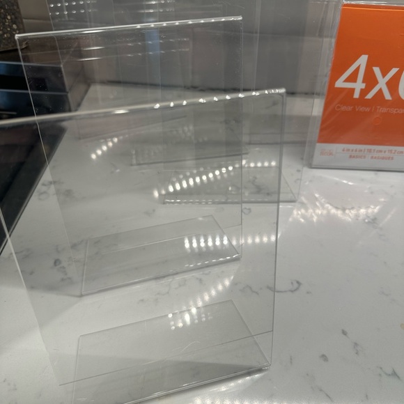 Acrylic frames lot - Picture 2 of 3